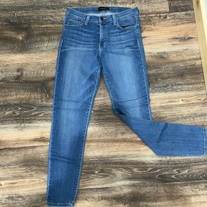 Flying monkey, stretchy skinny jeans/